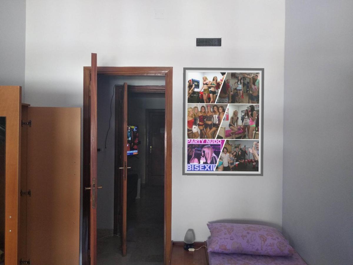 Solo Single Under 40 - Fkk Naturist Culture - Volunteer Welcome Palermo Exterior photo